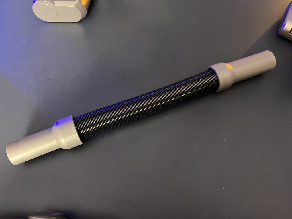 Recensione aspirapolvere Jimmy H8 Flex tubo flessibile