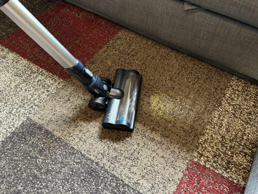 Recensione aspirapolvere Ultenic FS1 - uso su tappeto