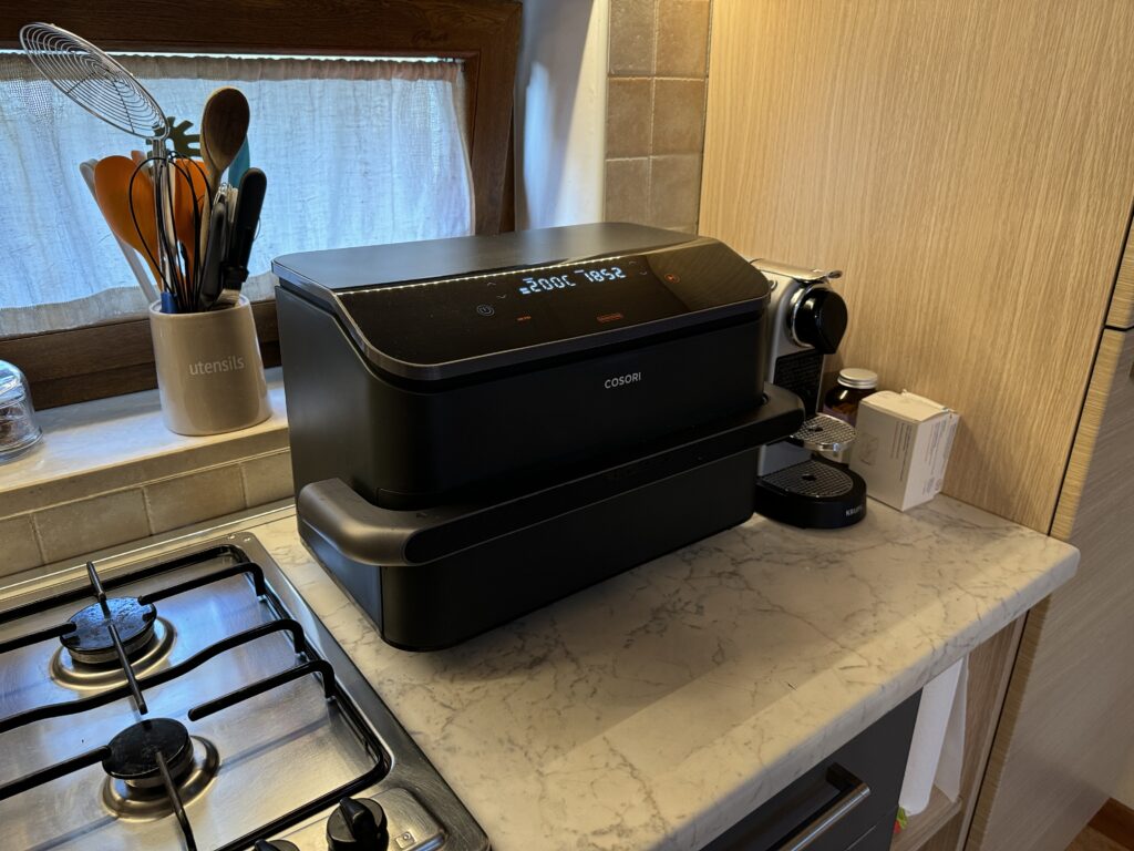 recensione friggitrice Cosori Dual Blaze Twinfry - design e costruzione